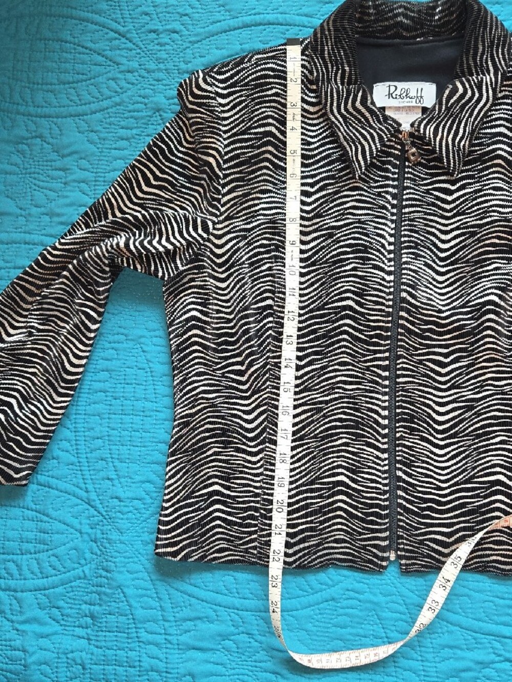Joseph Ribkoff Trends Black & Silver Wave-Pattern Zip-Front Jacket - Picture 6 of 8